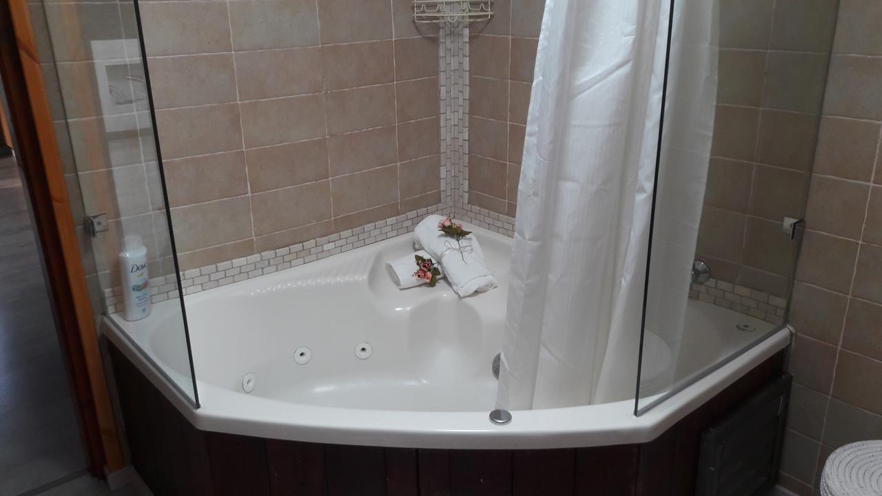 בין יער לים Villa Shelomi Eksteriør billede